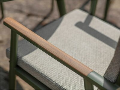 Bramblecrest RHS Wisley 4 Seat Round Dining Set with Parasol & Base - Sage - image 3