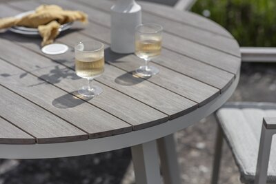 Bramblecrest Zurich Dining Set with 4 Chairs, Parasol & Base - Mocha - image 4
