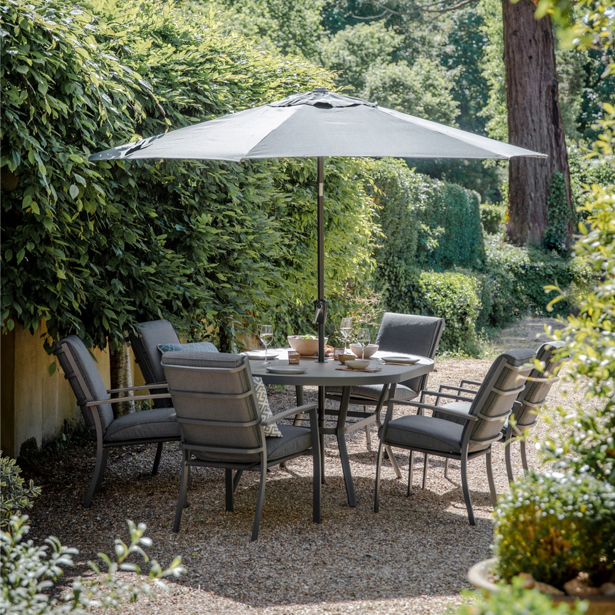 Monza 6 Seat Set with 3m Parasol - Warbreck Garden Centre webshop